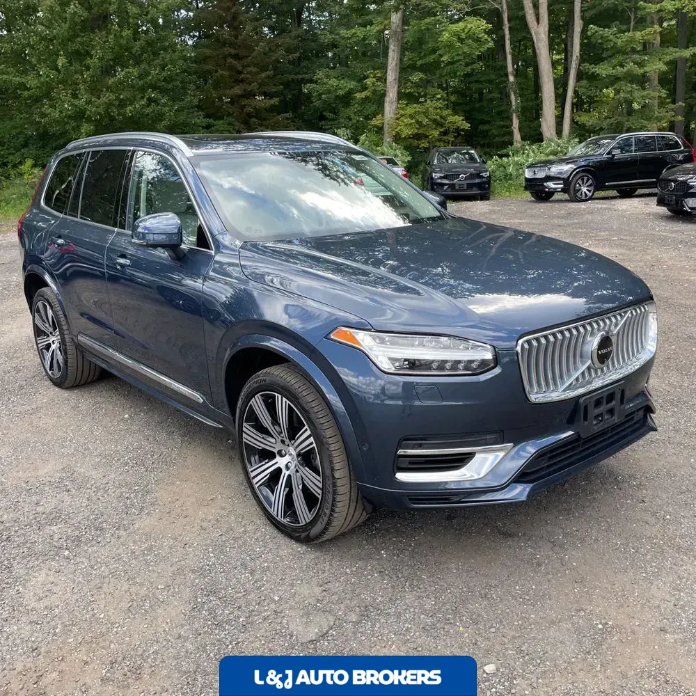 2024 Volvo XC90 T8 - Ultimate PHEV
