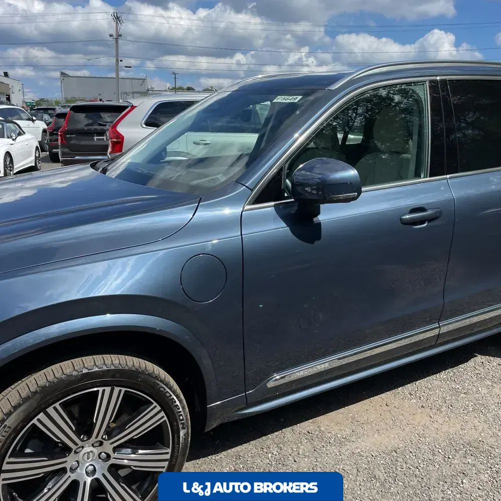 2024 Volvo XC90 T8 - Ultimate PHEV