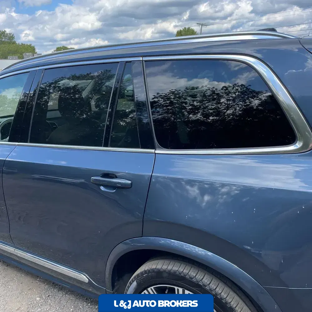 2024 Volvo XC90 T8 - Ultimate PHEV