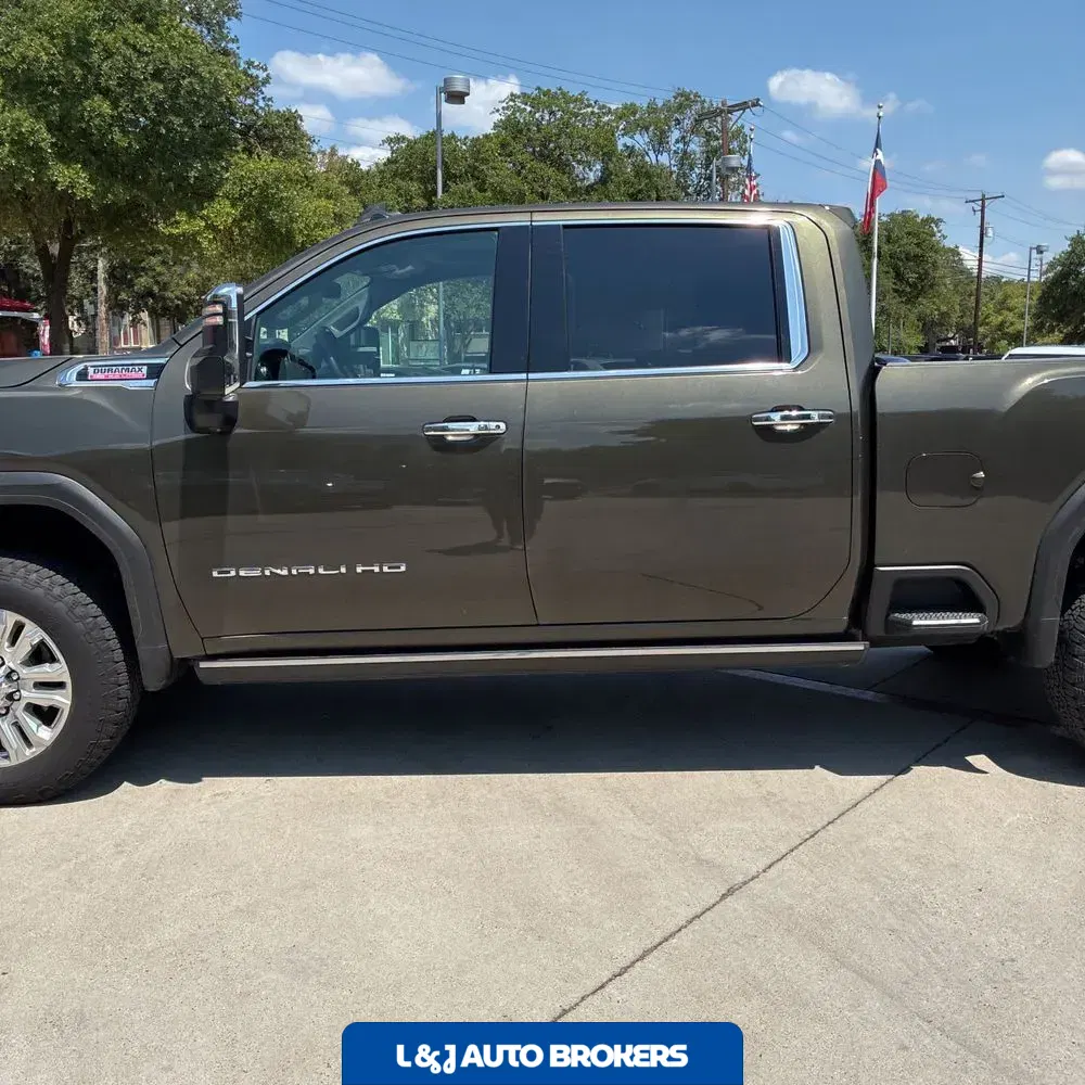 2023 GMC Sierra 2500HD Denali
