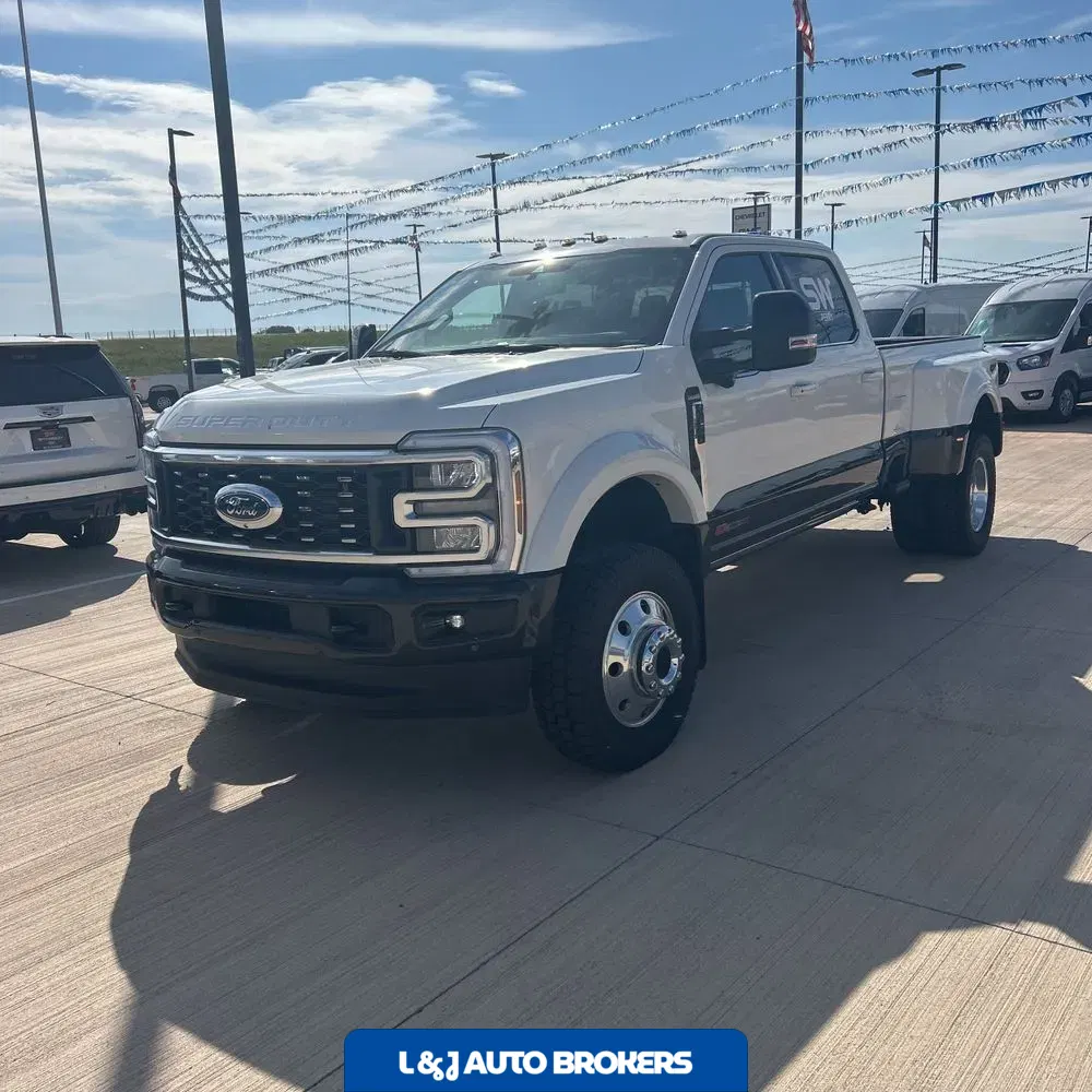 2025 Ford F-450 Super Duty King Ranch