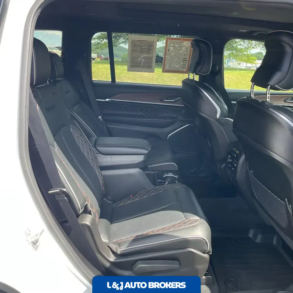 2024 Jeep Grand Cherokee L Summit