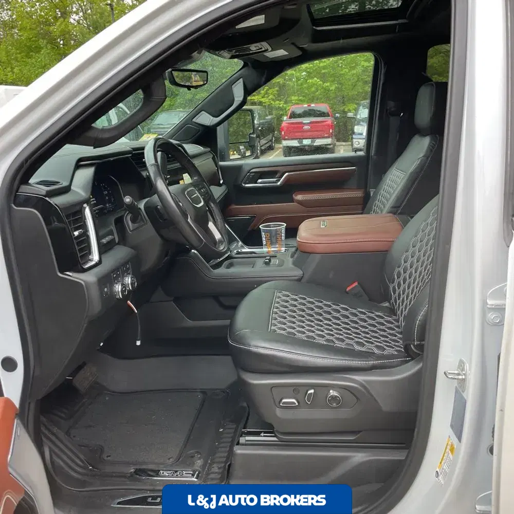 2024 GMC Sierra 3500HD Denali Ultimate
