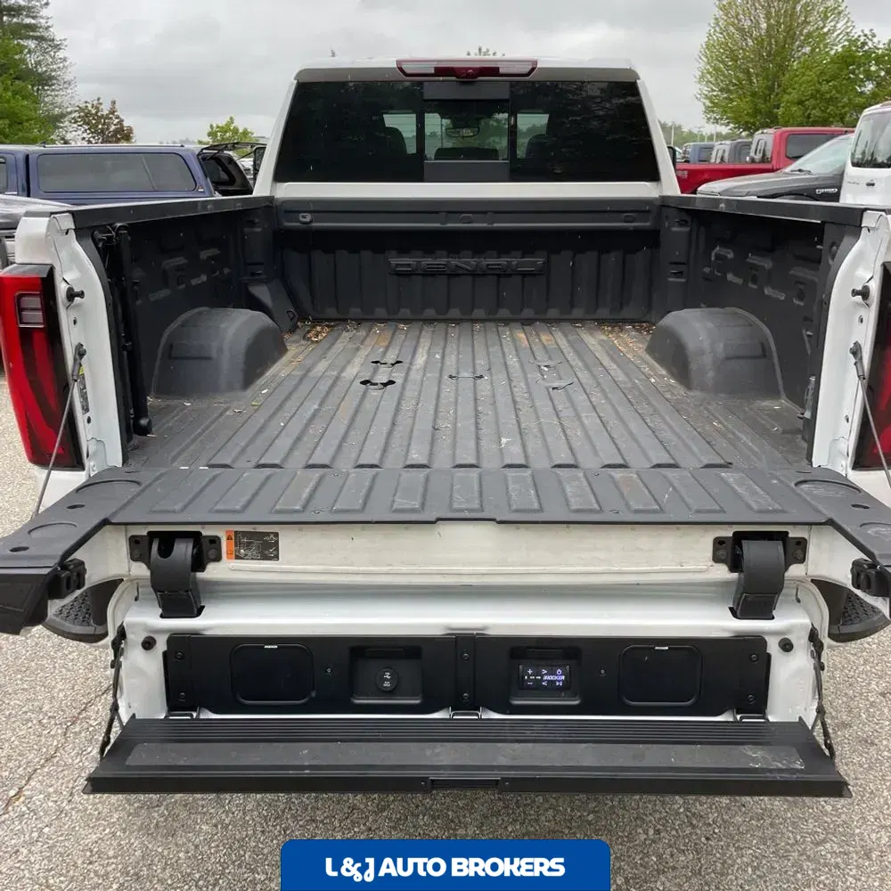 2024 GMC Sierra 3500HD Denali Ultimate