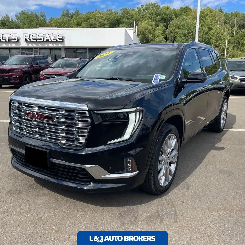 2024 GMC Acadia Denali