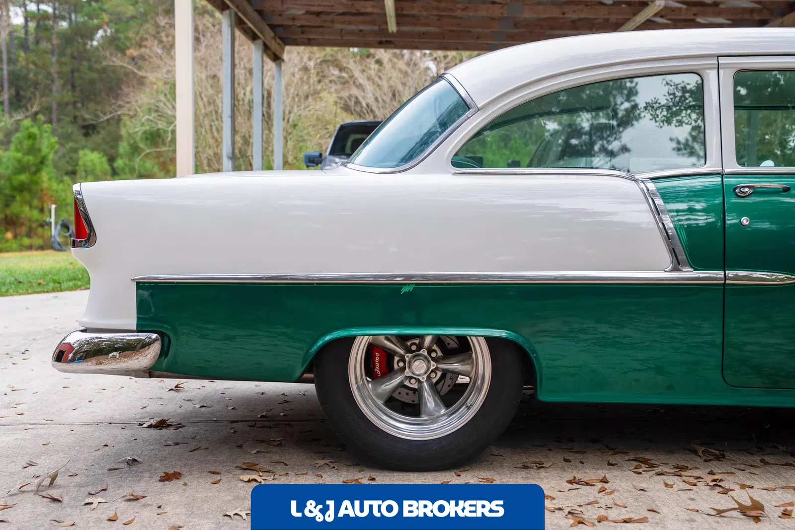 1955 Chevrolet 210 2-Door Sedan Restomod