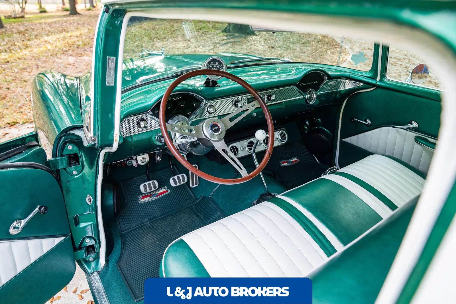 1955 Chevrolet 210 2-Door Sedan Restomod