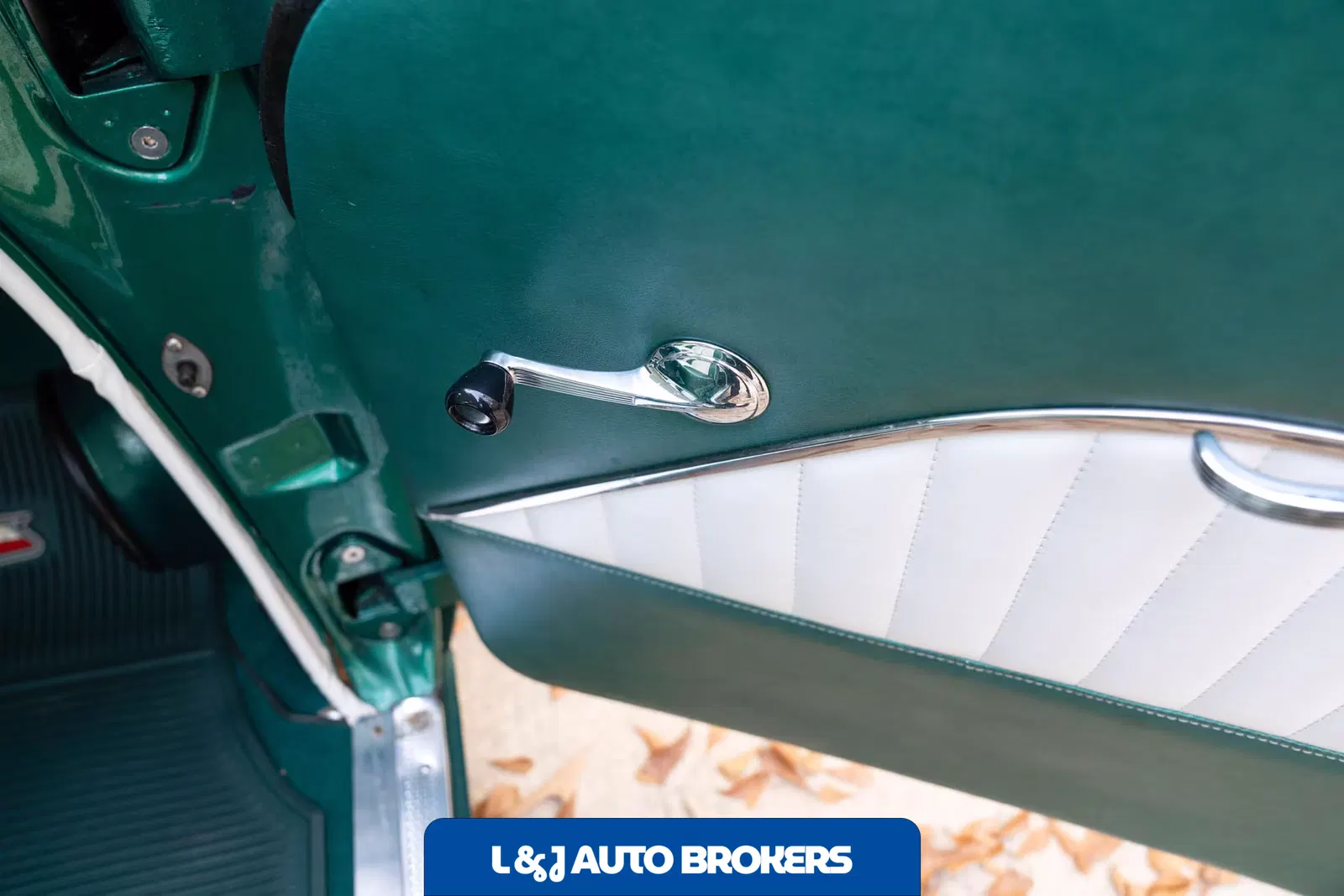 1955 Chevrolet 210 2-Door Sedan Restomod
