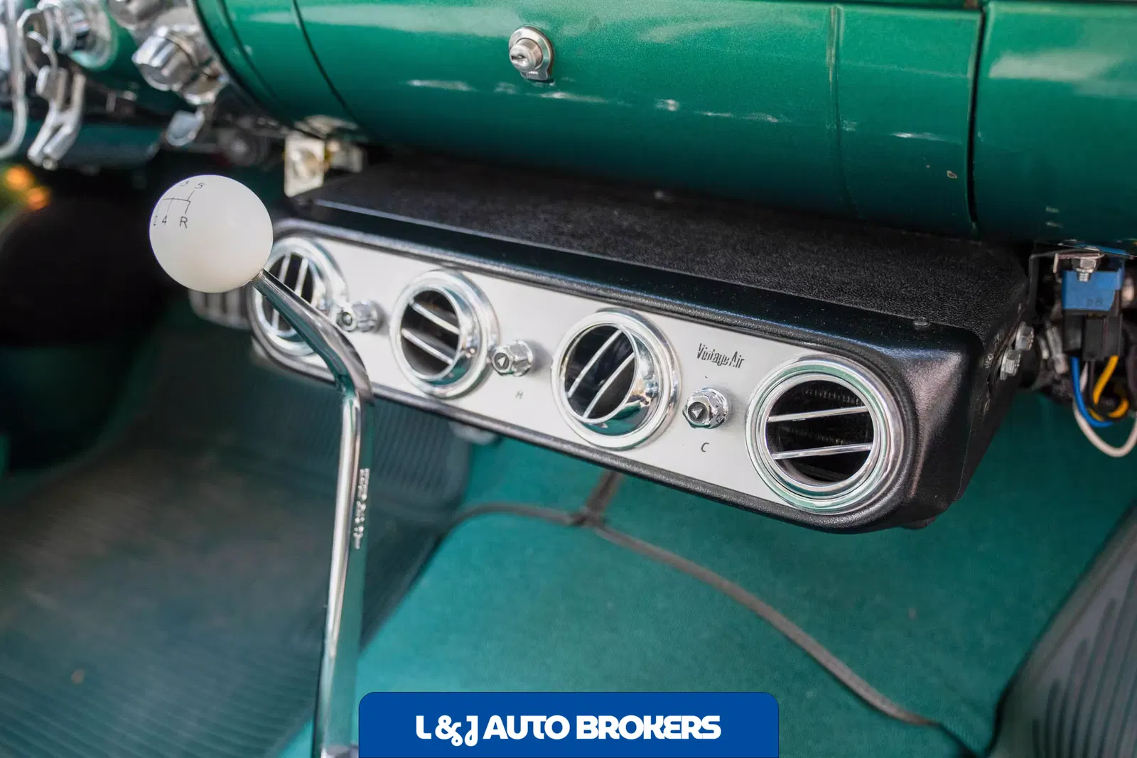 1955 Chevrolet 210 2-Door Sedan Restomod
