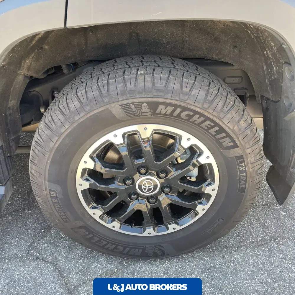 2024 Toyota Sequoia SR5