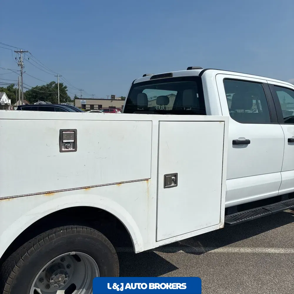 2024 Ford S/D C/C F350 XL