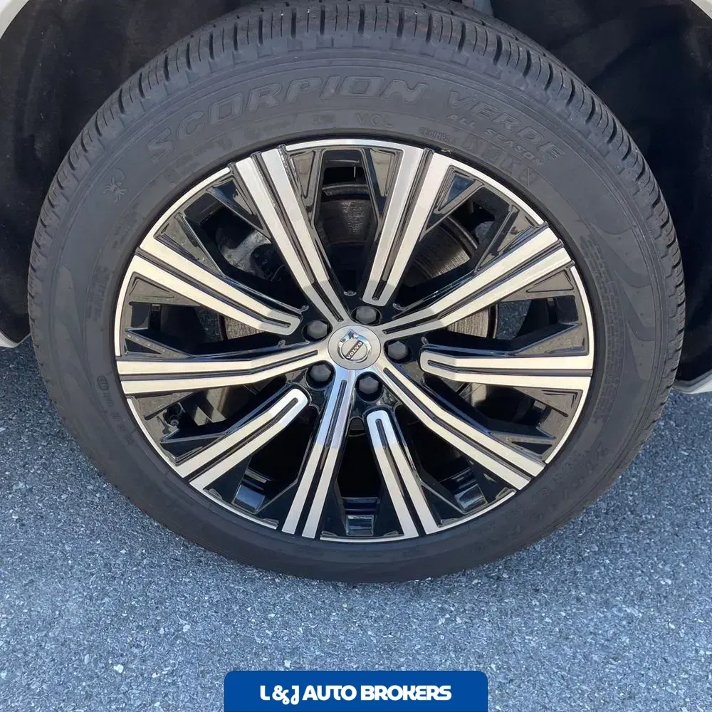 2024 Volvo XC90 B6 - Plus