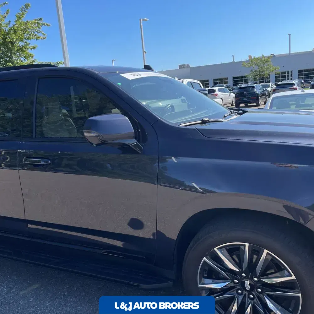 2023 Cadillac Escalade Sport