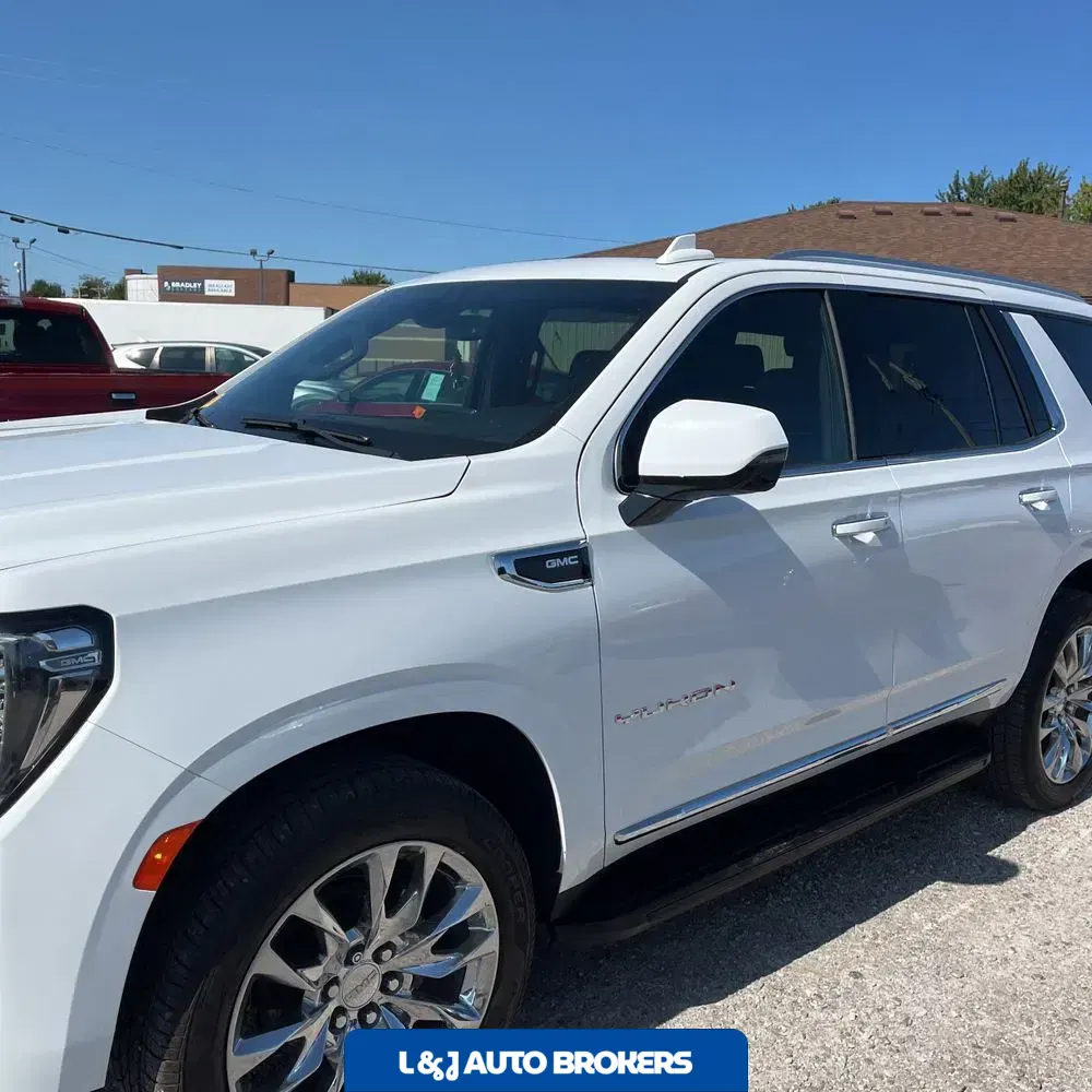 2022 GMC Yukon SLT