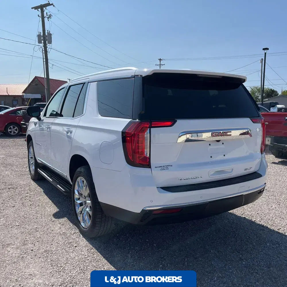 2022 GMC Yukon SLT