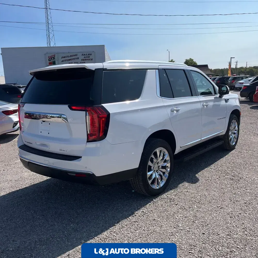 2022 GMC Yukon SLT
