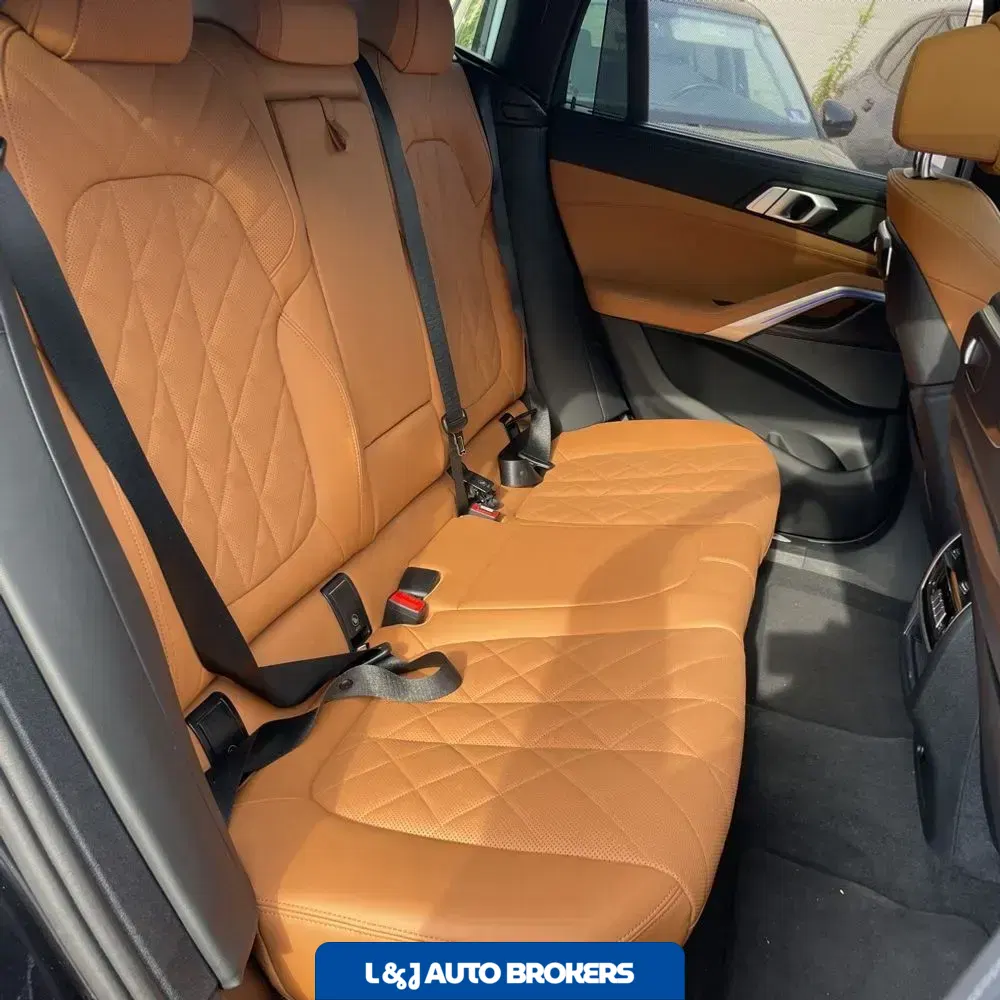 2024 BMW X6 XDrive40i