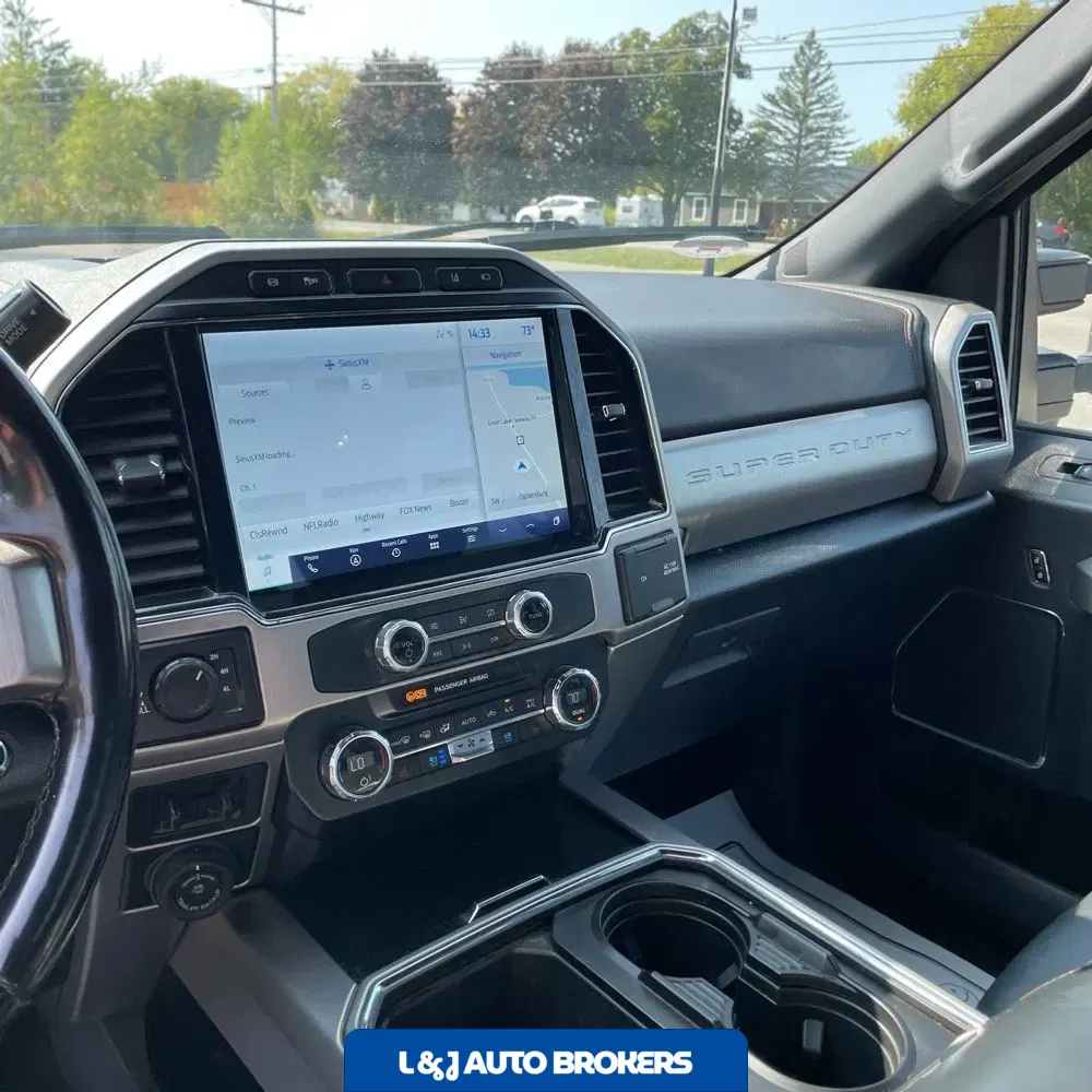 2022 Ford F-350 Super Duty Platinum