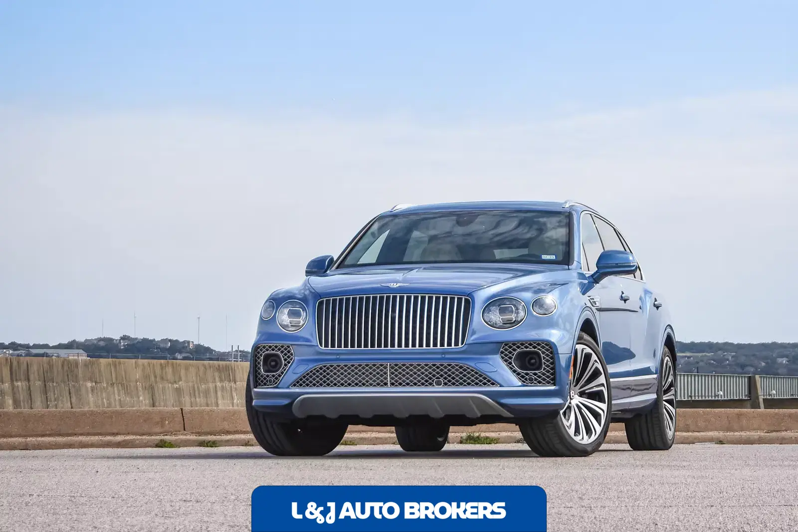 2023 Bentley Bentayga Azure V8