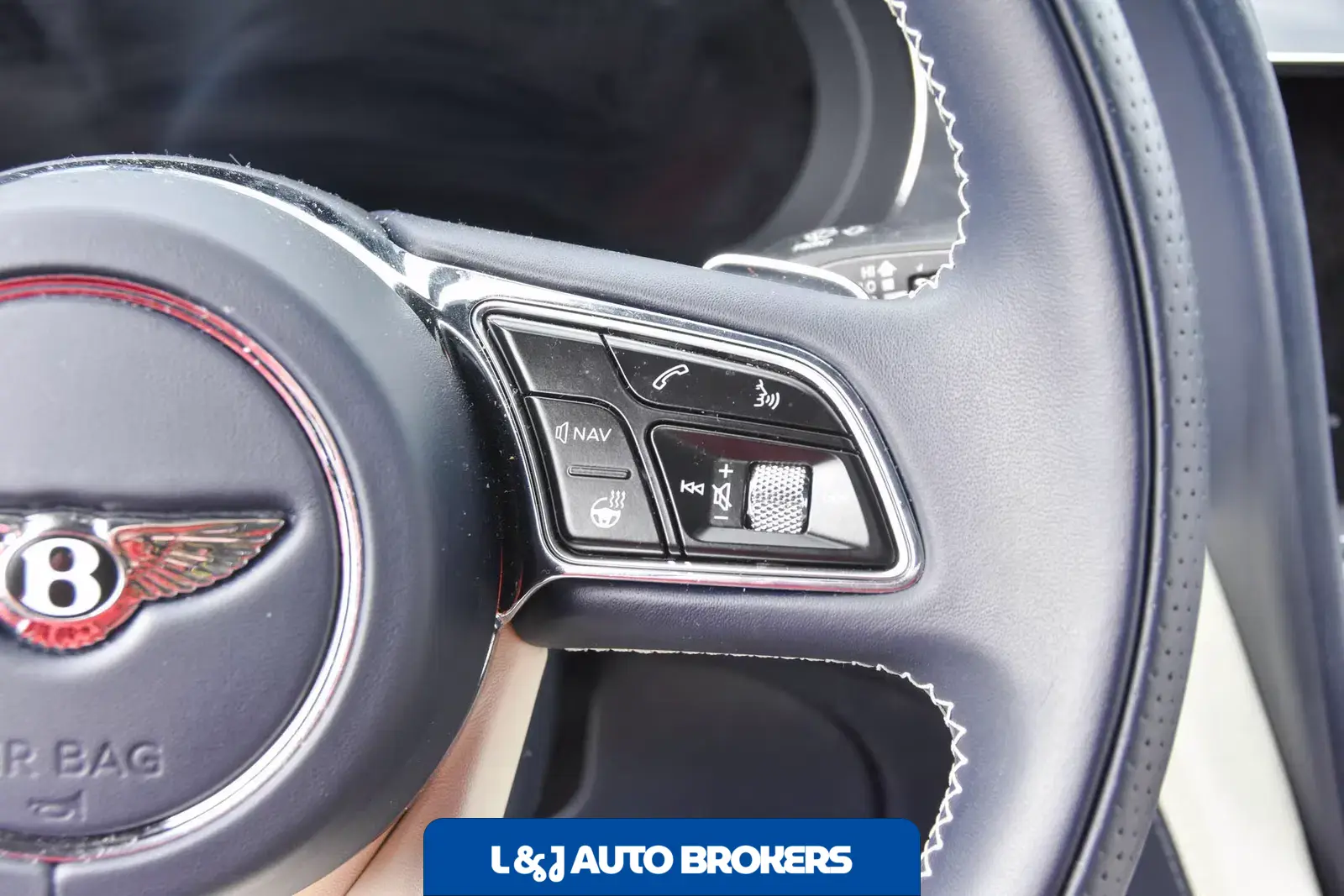2023 Bentley Bentayga Azure V8