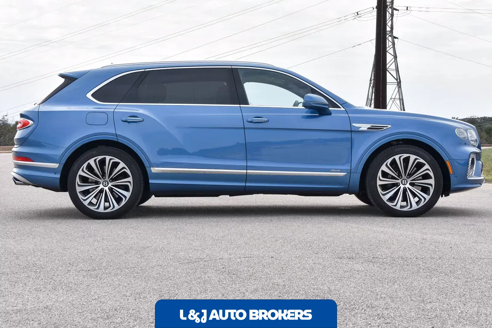 2023 Bentley Bentayga Azure V8