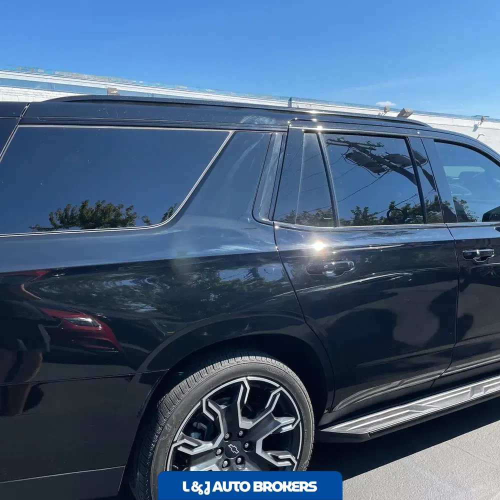 2025 Chevrolet Tahoe RST