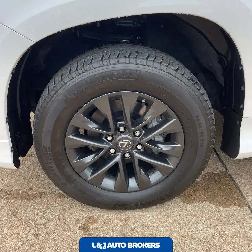 2023 Lexus GX 460 Base