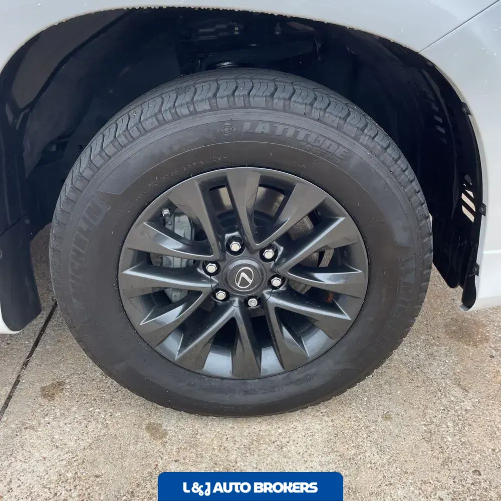 2023 Lexus GX 460 Base