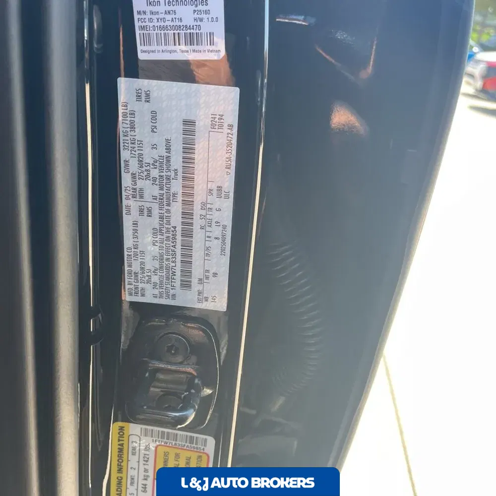 2025 Ford F-150 Platinum