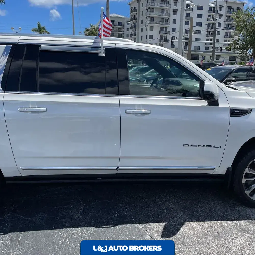 2021 GMC Yukon XL Denali