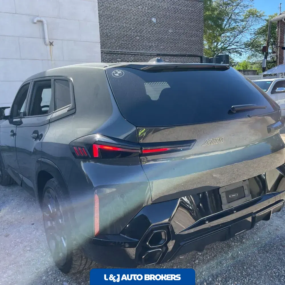 2024 BMW XM PHEV