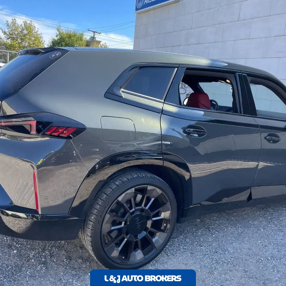 2024 BMW XM PHEV