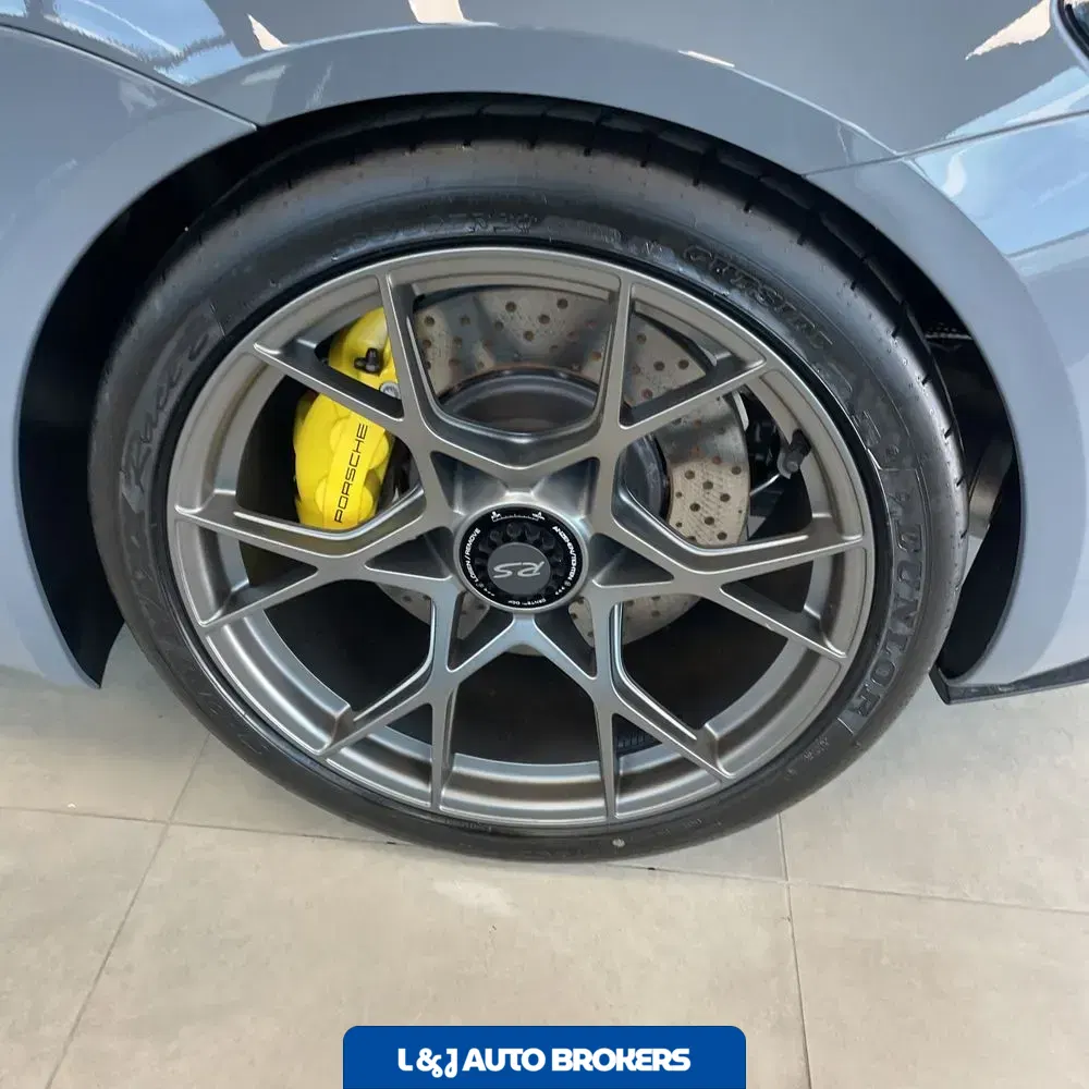 2025 Porsche 718 Boxster Spyder RS