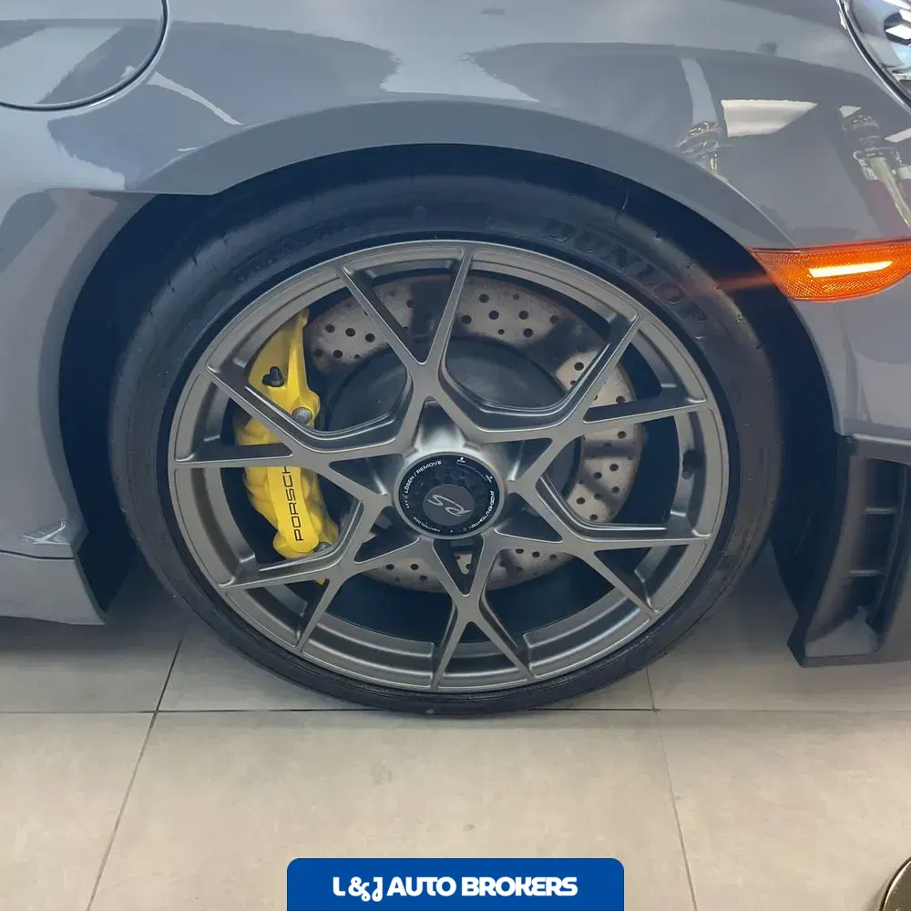 2025 Porsche 718 Boxster Spyder RS