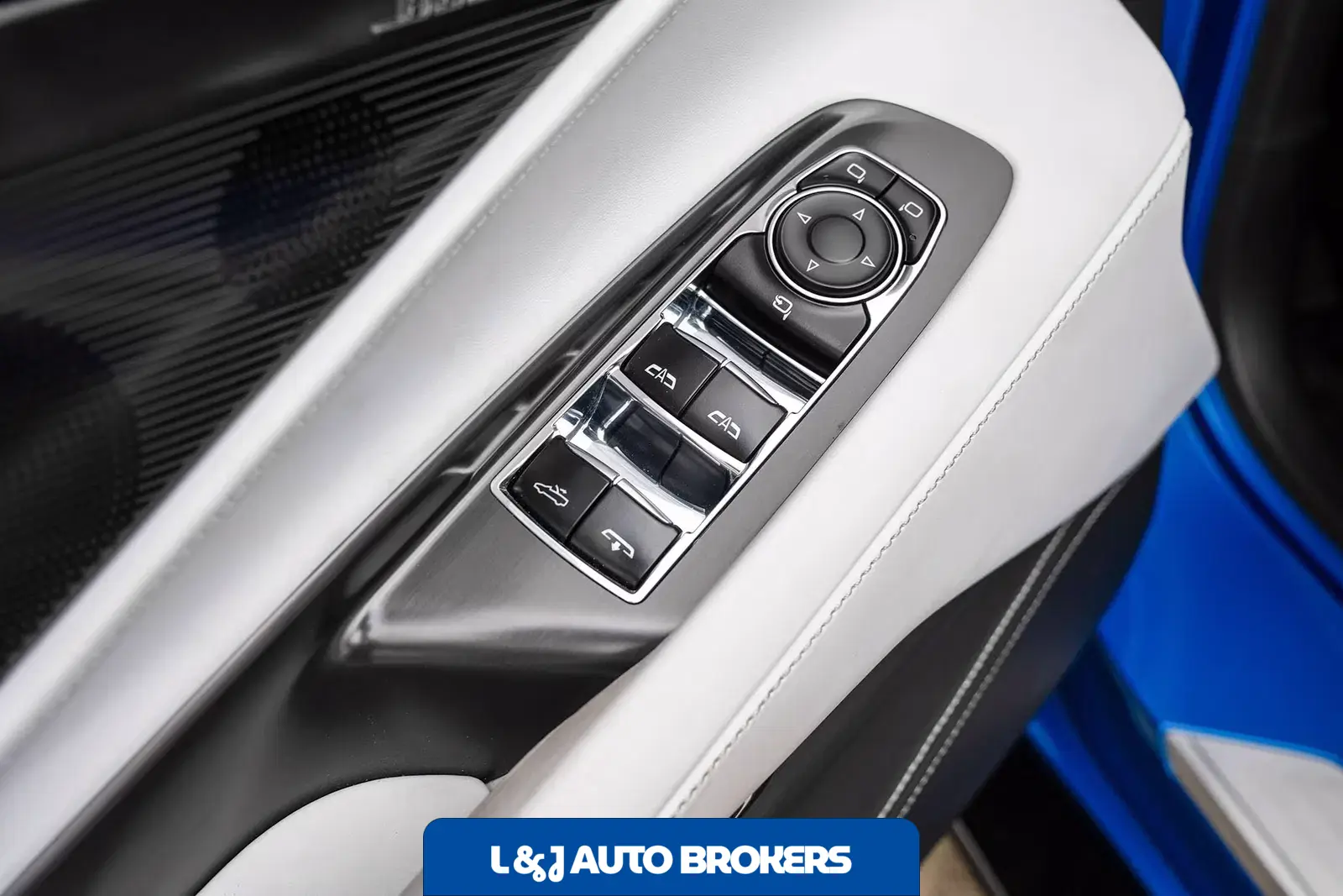 2024 Chevrolet Corvette Stingray Convertible 3LT Twin-Turbo