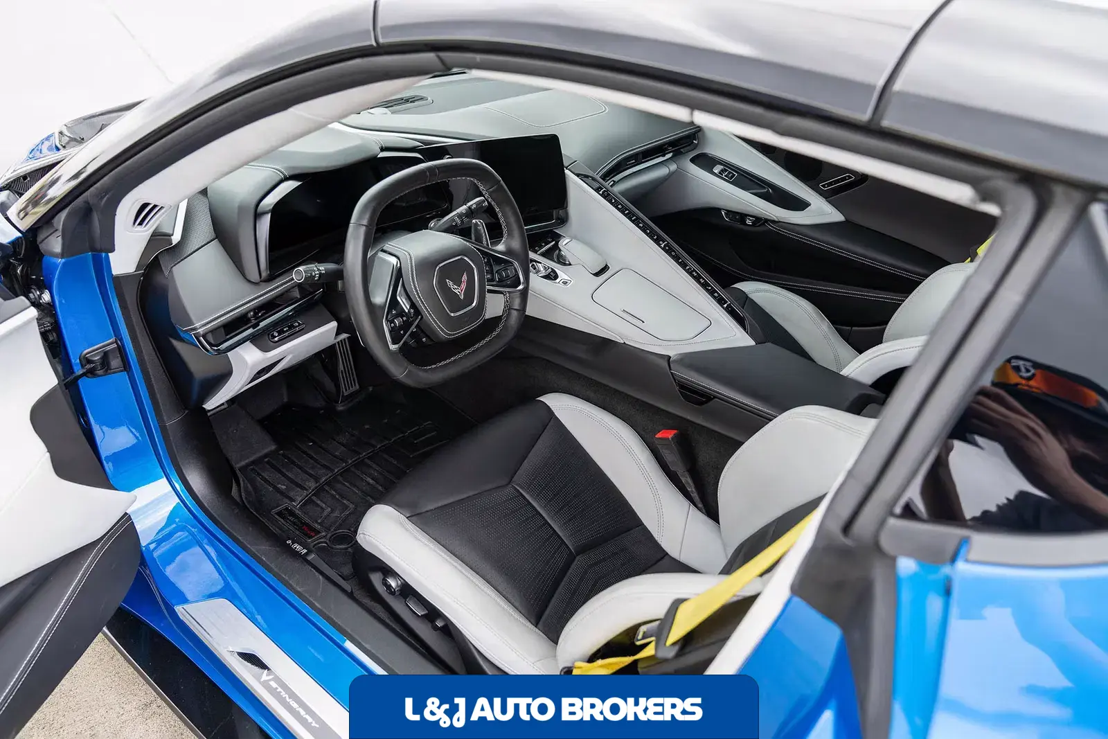 2024 Chevrolet Corvette Stingray Convertible 3LT Twin-Turbo