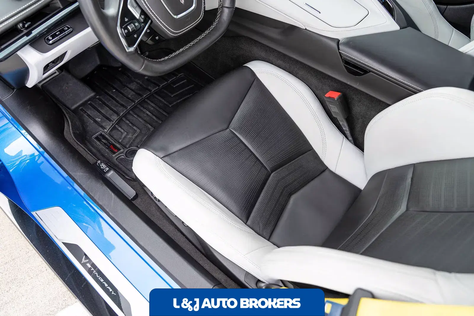 2024 Chevrolet Corvette Stingray Convertible 3LT Twin-Turbo