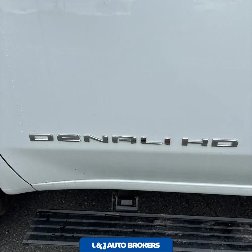 2025 GMC Sierra 3500HD Denali