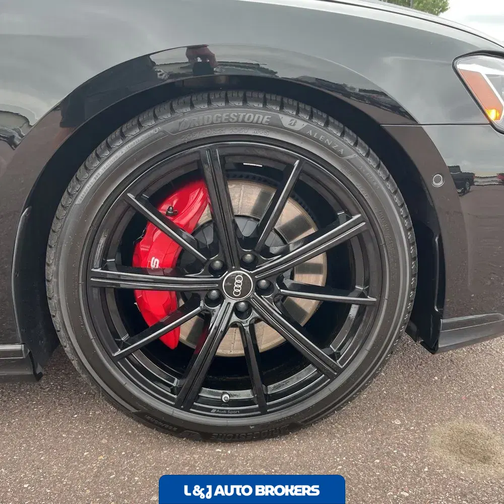 2022 Audi S8 4.0T quattro