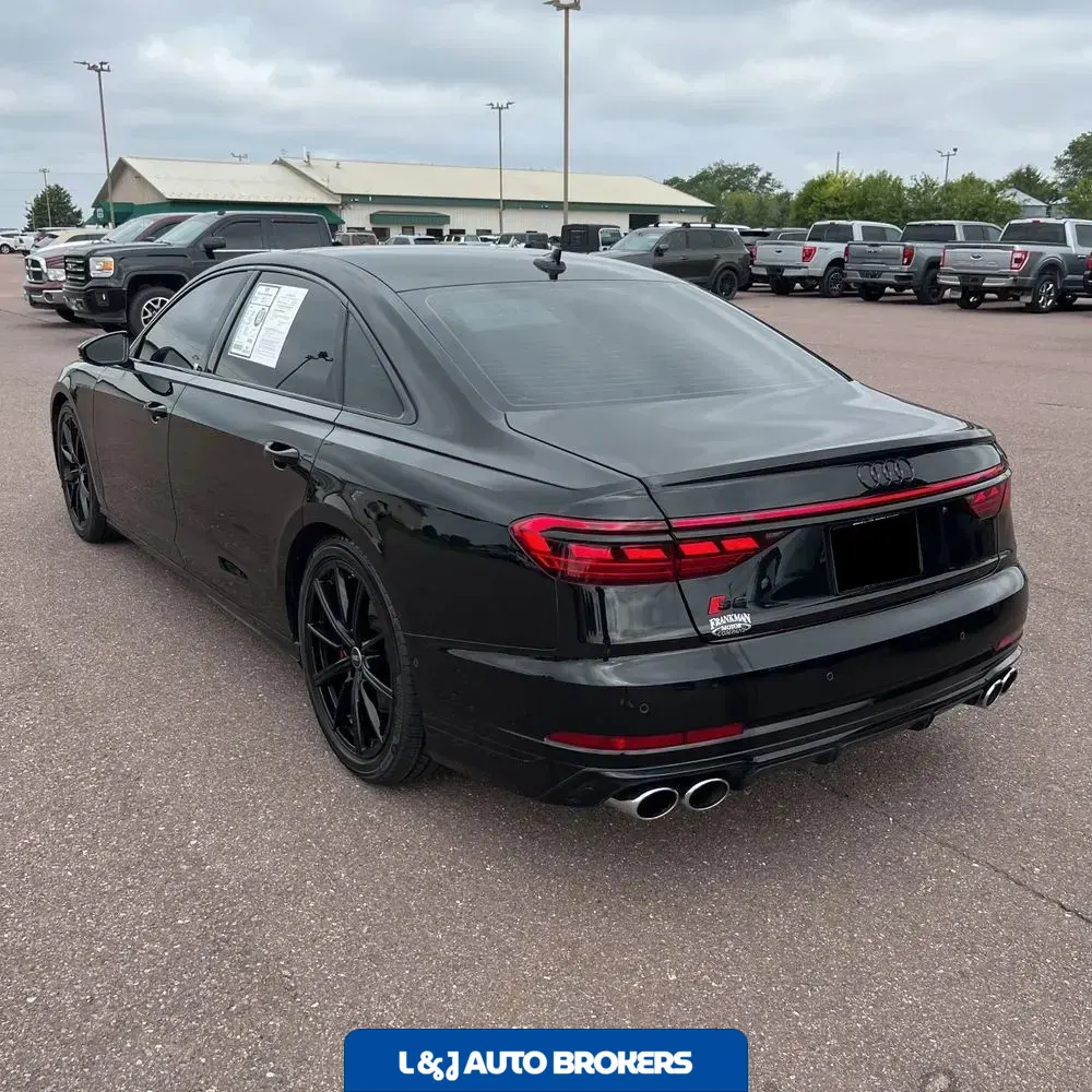 2022 Audi S8 4.0T quattro
