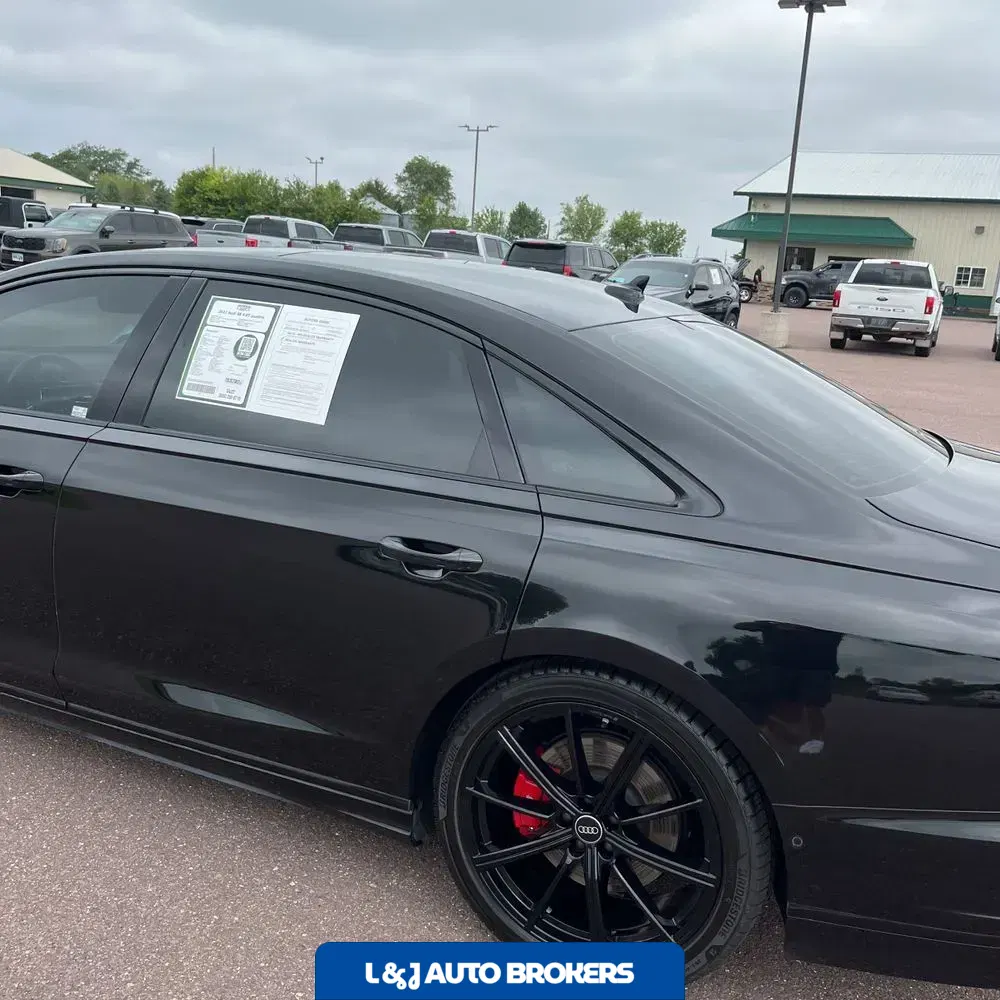 2022 Audi S8 4.0T quattro