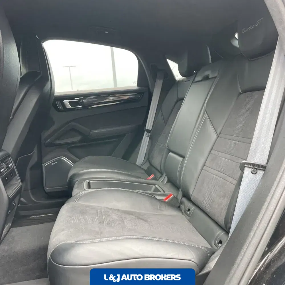 2022 Porsche Cayenne Turbo GT