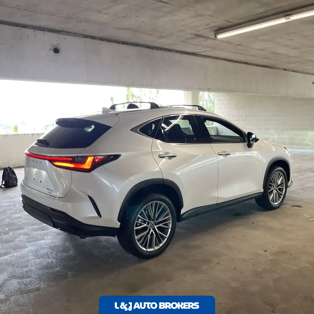 2023 Lexus NX 350h Luxury