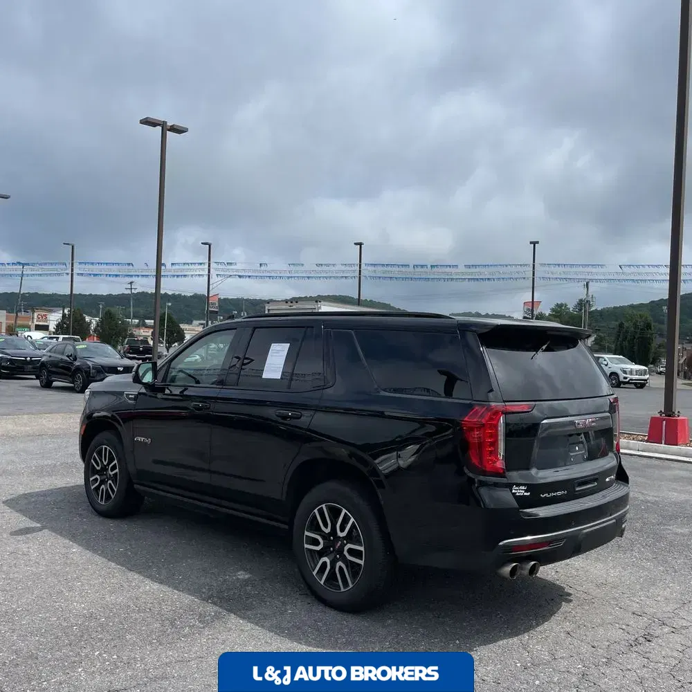 2023 GMC Yukon AT4