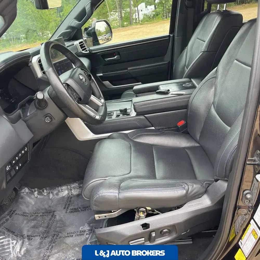 2023 Toyota Tundra Platinum HV