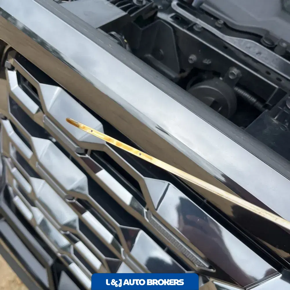 2023 Toyota Tundra Platinum HV