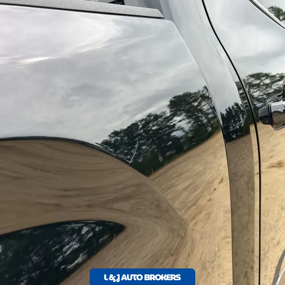 2023 Toyota Tundra Platinum HV