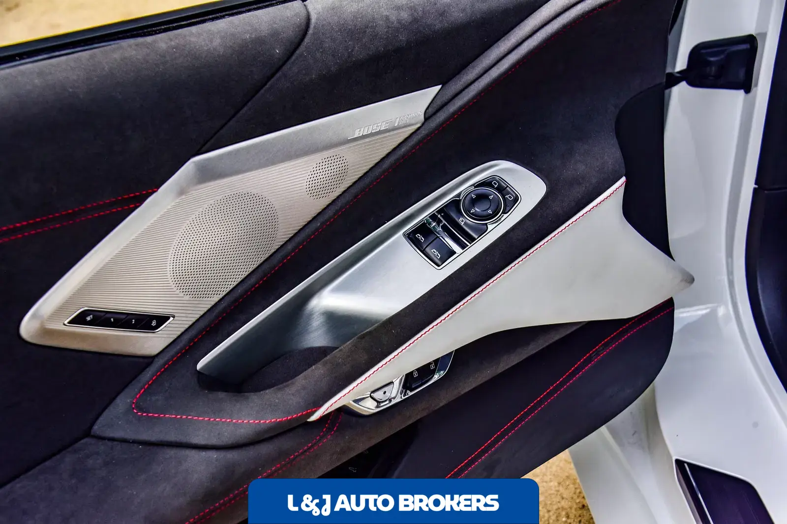 2023 Chevrolet Corvette Stingray Coupe 3LT Z51 70th Anniversary Edition