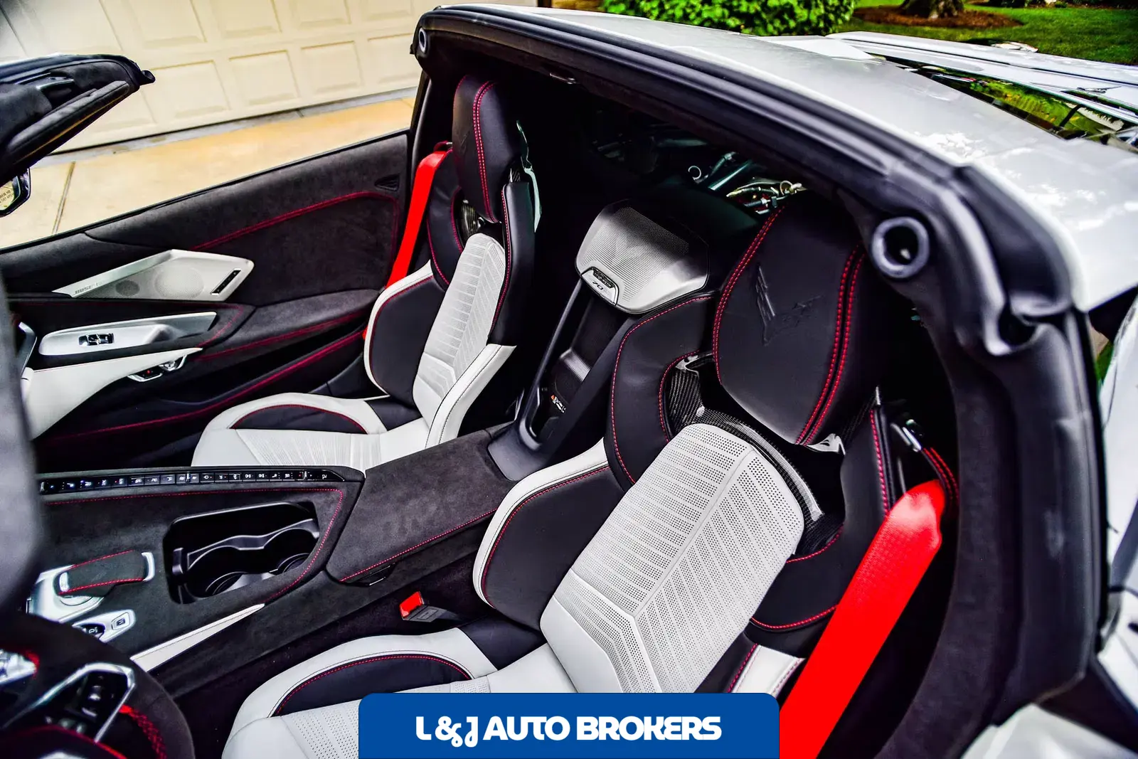2023 Chevrolet Corvette Stingray Coupe 3LT Z51 70th Anniversary Edition