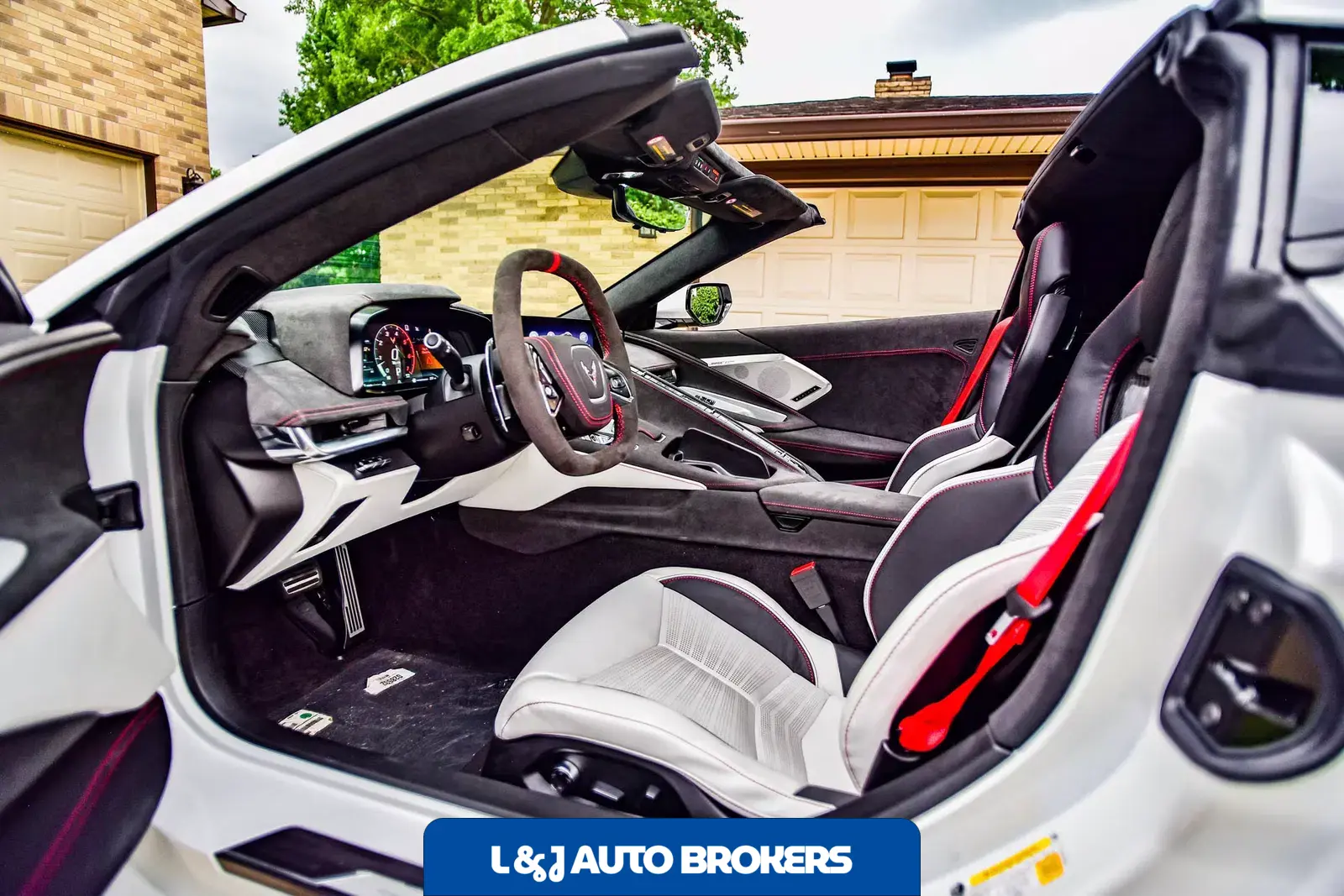 2023 Chevrolet Corvette Stingray Coupe 3LT Z51 70th Anniversary Edition